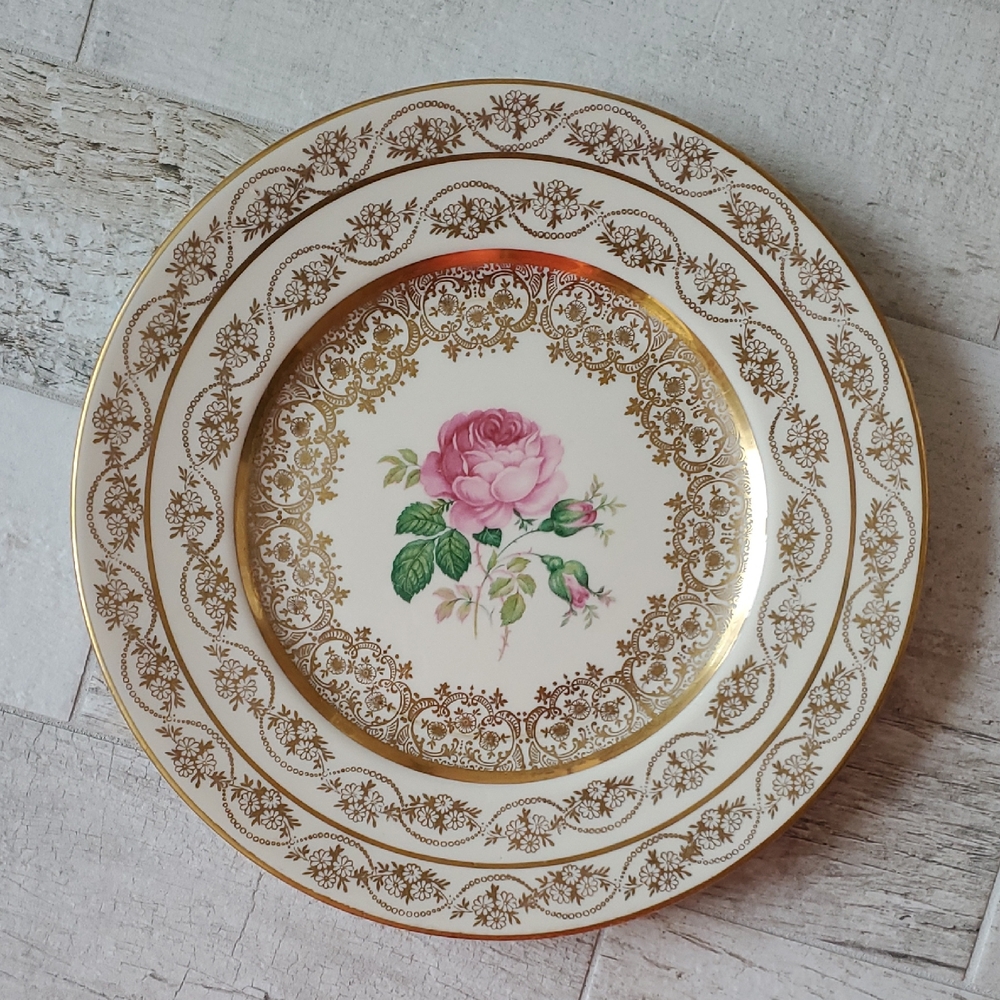 Vintage Gold and Cream Rose🌹Floral Dinner Plate Fondeville New York Laurelton